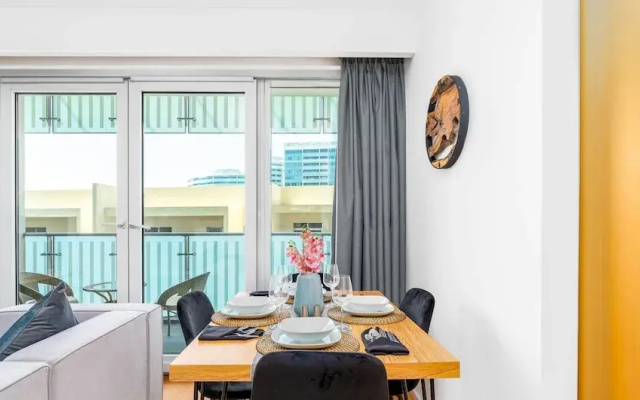 Bloomfields Stylish 1BR in Al Raha Beach