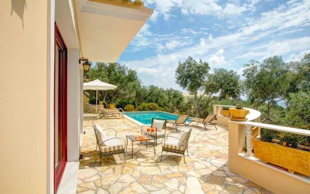 Kalliope Villa - Classic Modern With a Splash of Glam