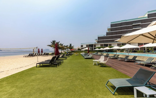 Waves - Premium Seaside Retreat With Private Beach