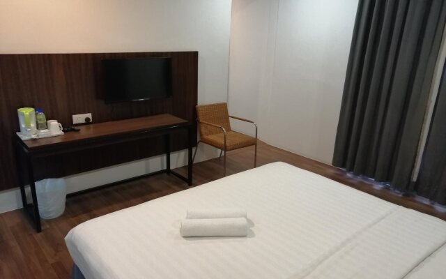 T+ Hotel Sungai Korok