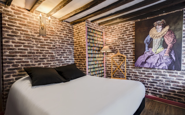 Absolute Paris République Hotel