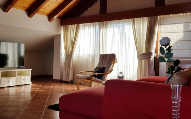 Penthouse in Jardines De Las Golondrinas