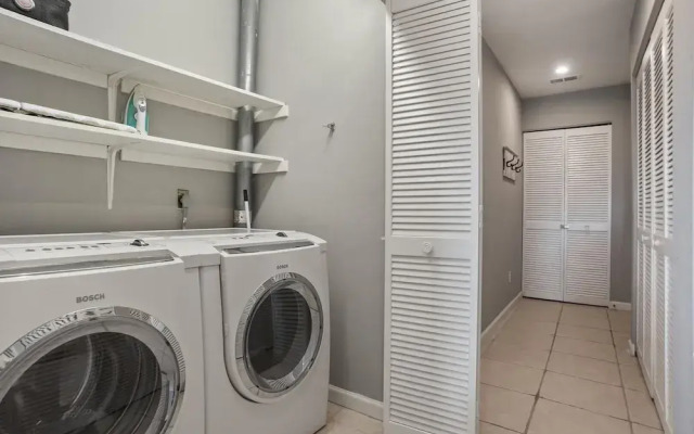 5 Springtide Villa With Resort Passes