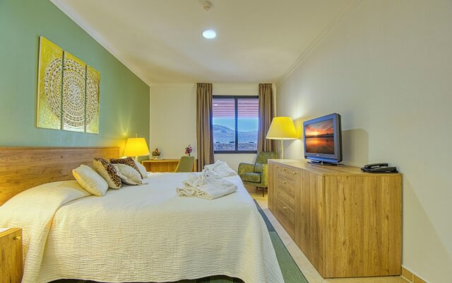 Casa León Royal Retreat