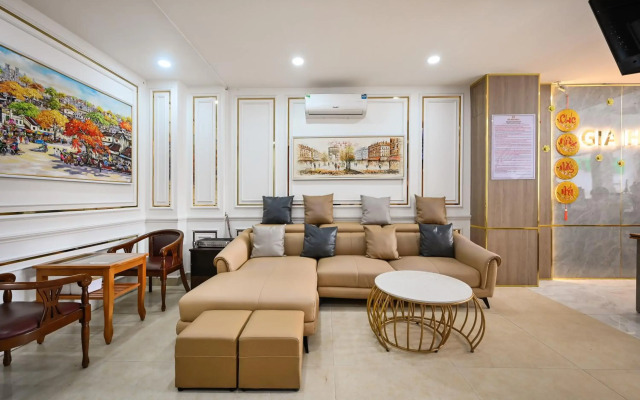 Gia Hoa Hotel