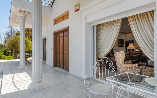 Lavish Villa in Archaia Korinthos With Swimming Pool