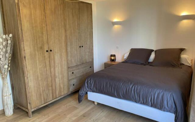 Magnifique appartement climatisé de 87m², à 100m de la plage