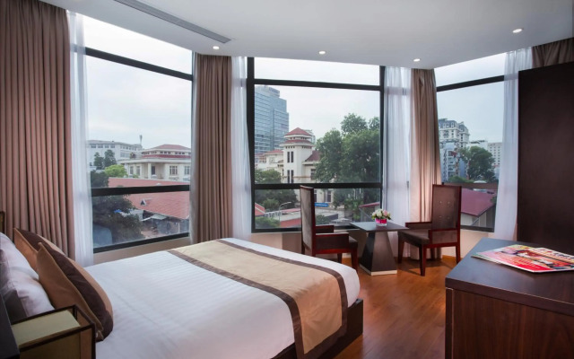 TQT Hotel