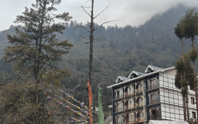 Mount Bayul Shangri-La Resort