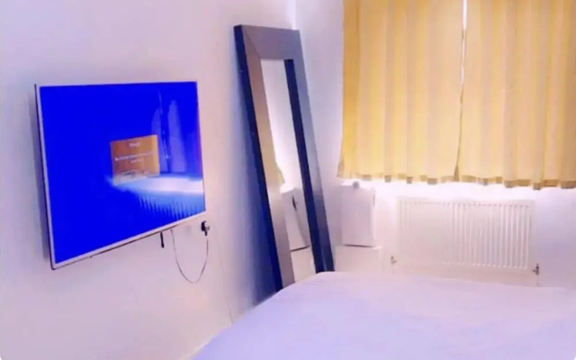 4 Guests - Petok - Parking - 35min Central London