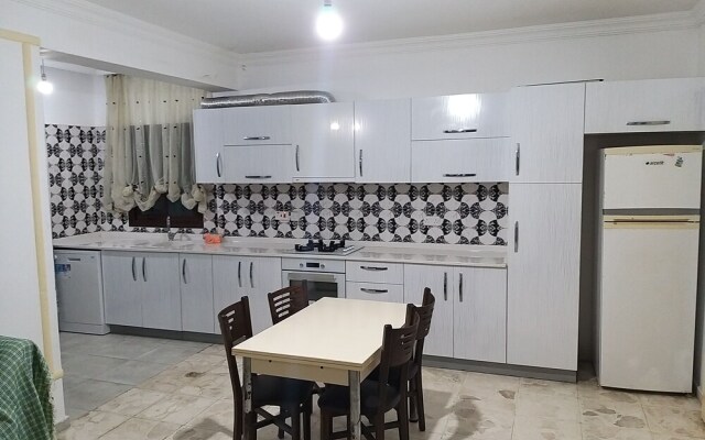 Inviting 3-bed Apartment in North Cyprus Girne