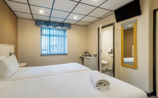 Bluewaters Hotel