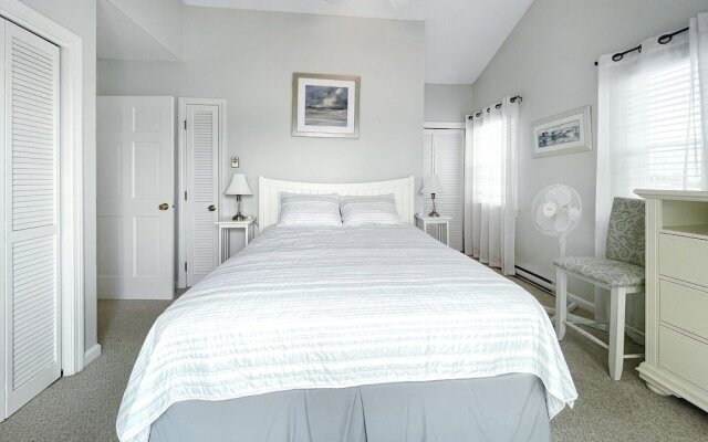 Seascapes - W153 Fantastic Condo Steps Away From Wells Beach And Town Center 2 Bedroom Home by RedAwning