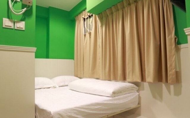 ColorZ Hostel