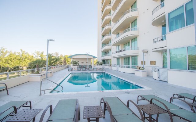 Ocean Club 103