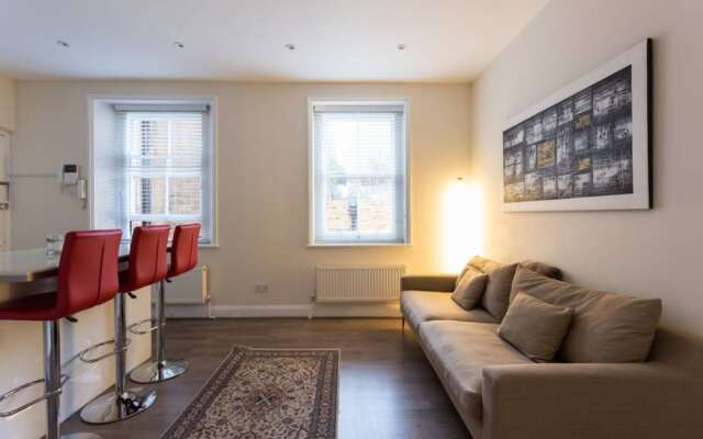 Modern 2 Bedroom Flat Near Baker Street