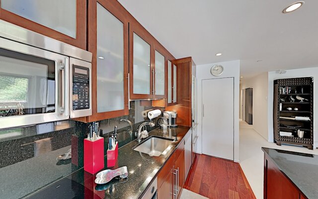 450eliot 3 Bedroom Condo