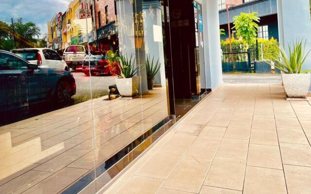 Golden Court Hotel @ Taman Pelangi