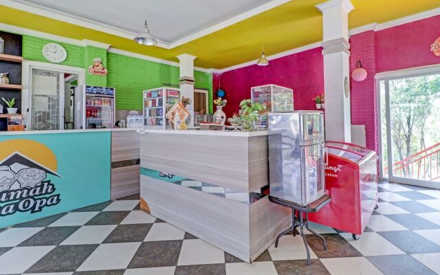 OYO 90617 Rumah Oma Opa