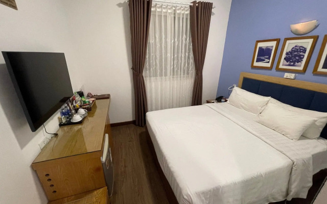 A25 Hotel - 12 Ngo Sy Lien
