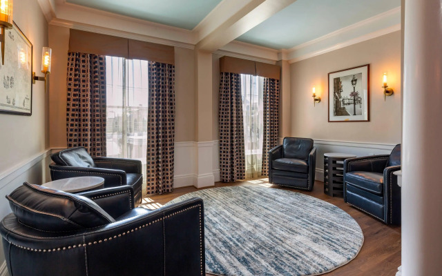 Essex Street Inn & Suites, an Ascend Collection Hotel