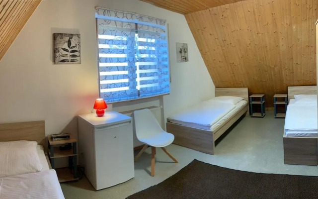 AB Apartment Objekt 122 - Hostel