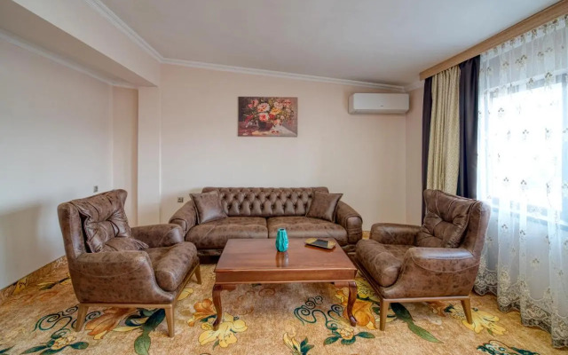 Residence Konstantina Palace