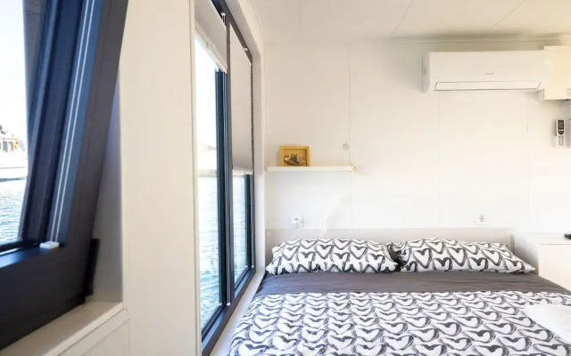 Almalo Floating House Case galleggianti