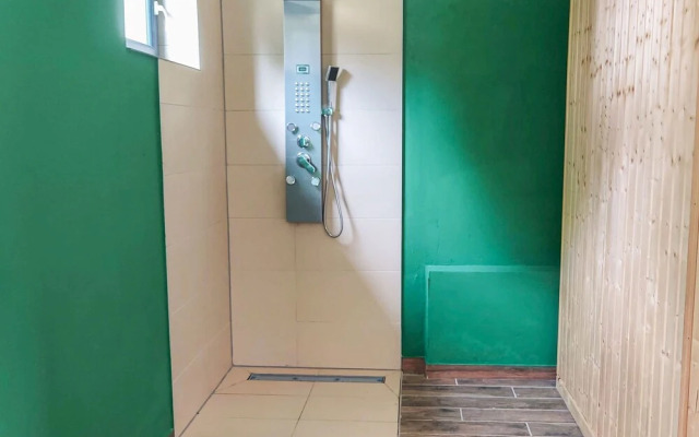 Lounge an der Kirche