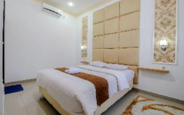 Griya Limasan Hotel by ZUZU – Guest Rooms – Wonosari