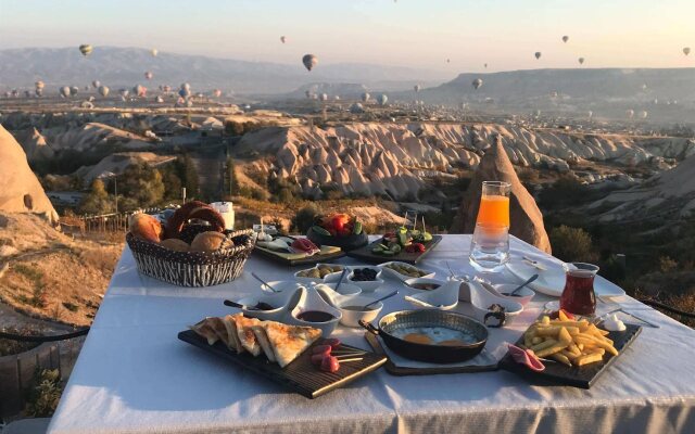 Eyes Of Cappadocia Cave Hotel