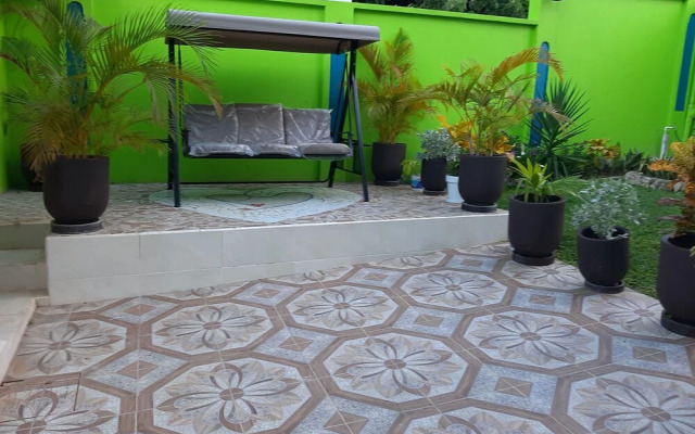 PeSheres Inn & Spa