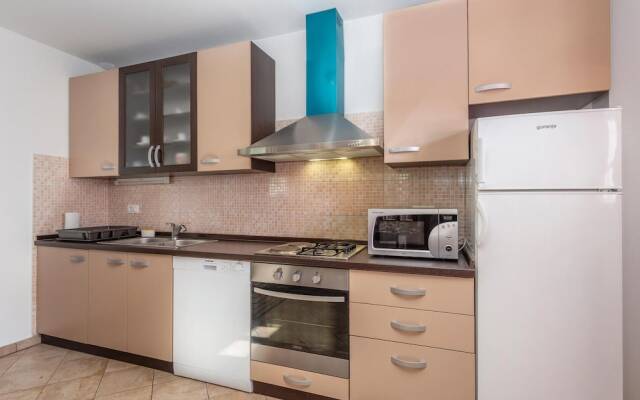 Awesome Home in Malinska With Wifi and 3 Bedrooms