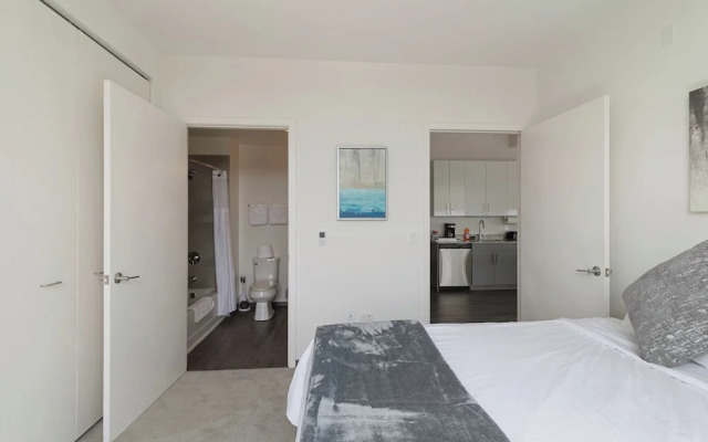 New & Modern  Lux City Escape