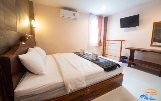 Naiyang Discovery Beach Resort