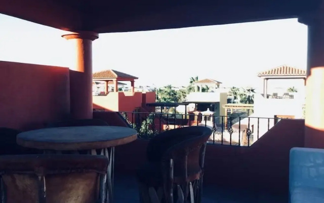 AV054 LoretoBay Luxury Villa Pool View