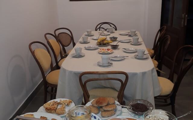El Jardin De Su Merced B&B