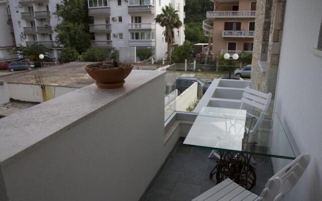Apartments Brežanin