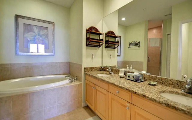 Harborview Grande Three Bedroom 267