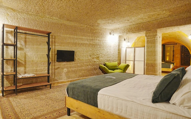 Kayra Cave Suites