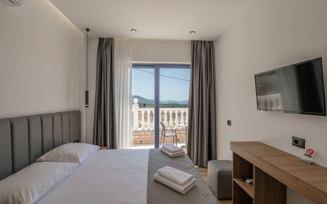 Hotel Keos