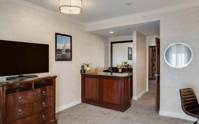 Ayres Hotel Costa Mesa/Newport Beach