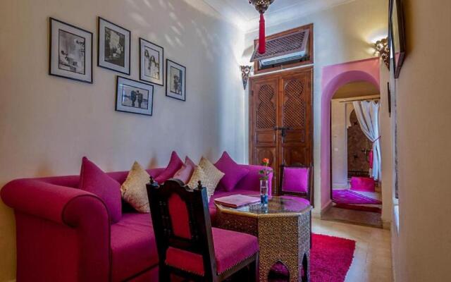 Room in BB - Riad Anabel - Rose Suite
