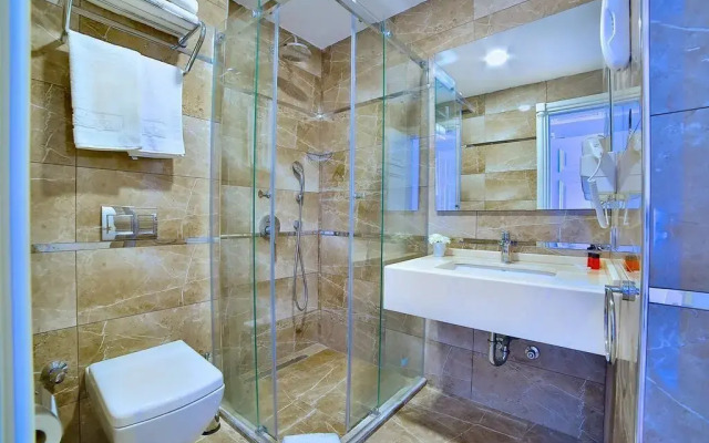 Beethoven Hotel & Suite