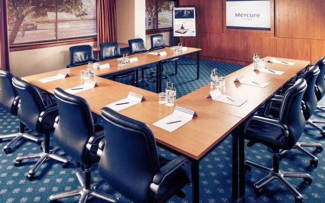 Mercure Livingston Hotel