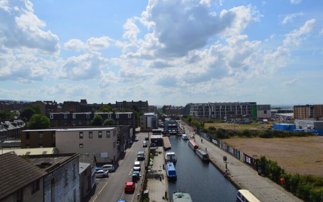 3 Bedroom Canal Side Apartment