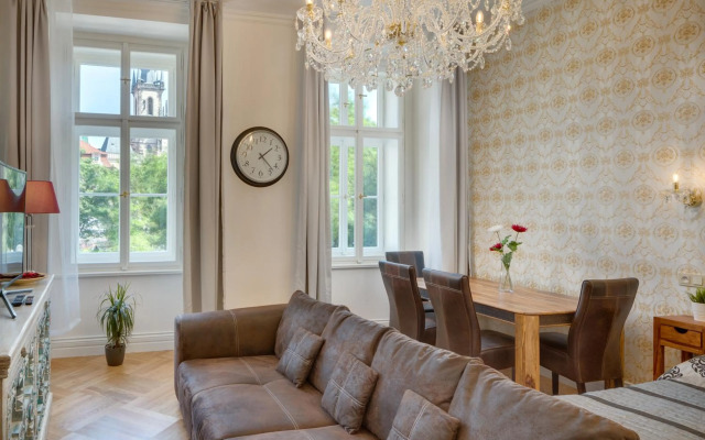 Mikulášská 6 - Old Town Square View Apartments