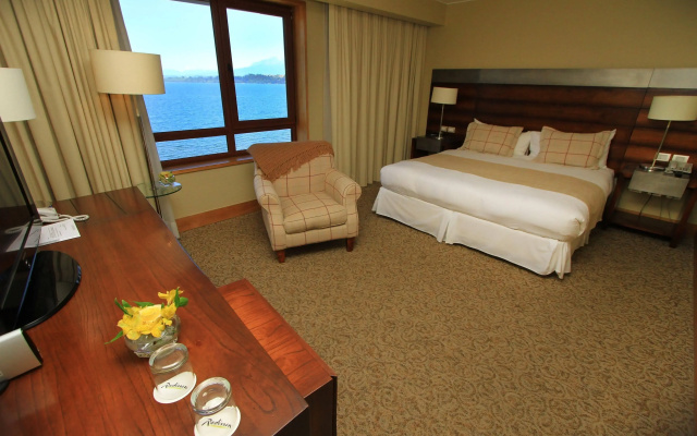 Radisson Hotel Puerto Varas