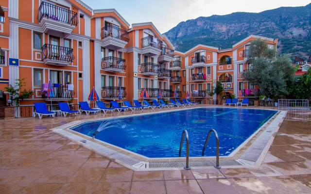 Magic Tulip Beach Hotel