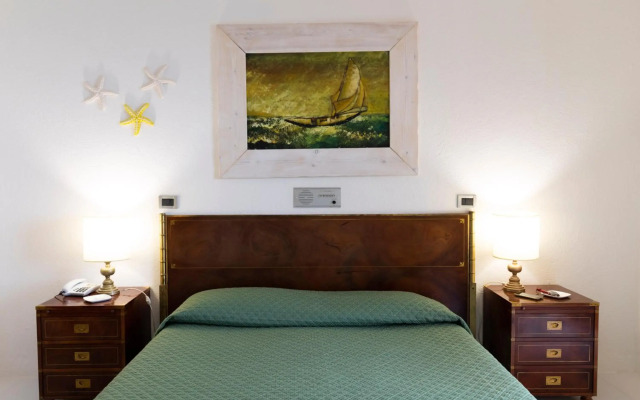 Grand Hotel De Rose